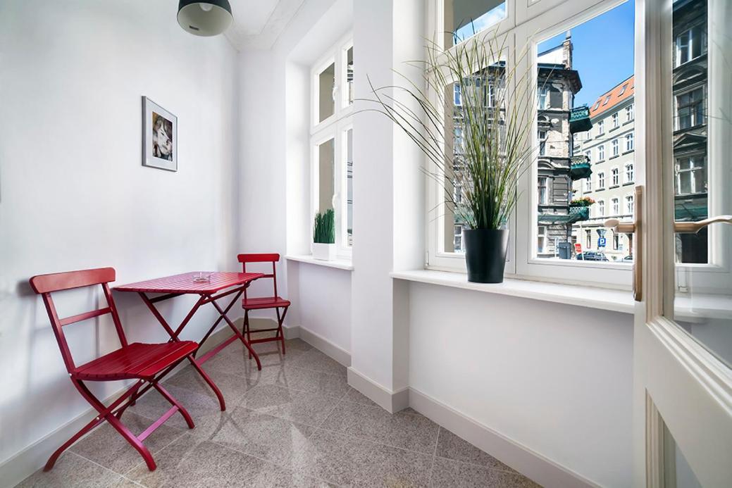 Apartamenty Pomaranczarnia بوزنان المظهر الخارجي الصورة