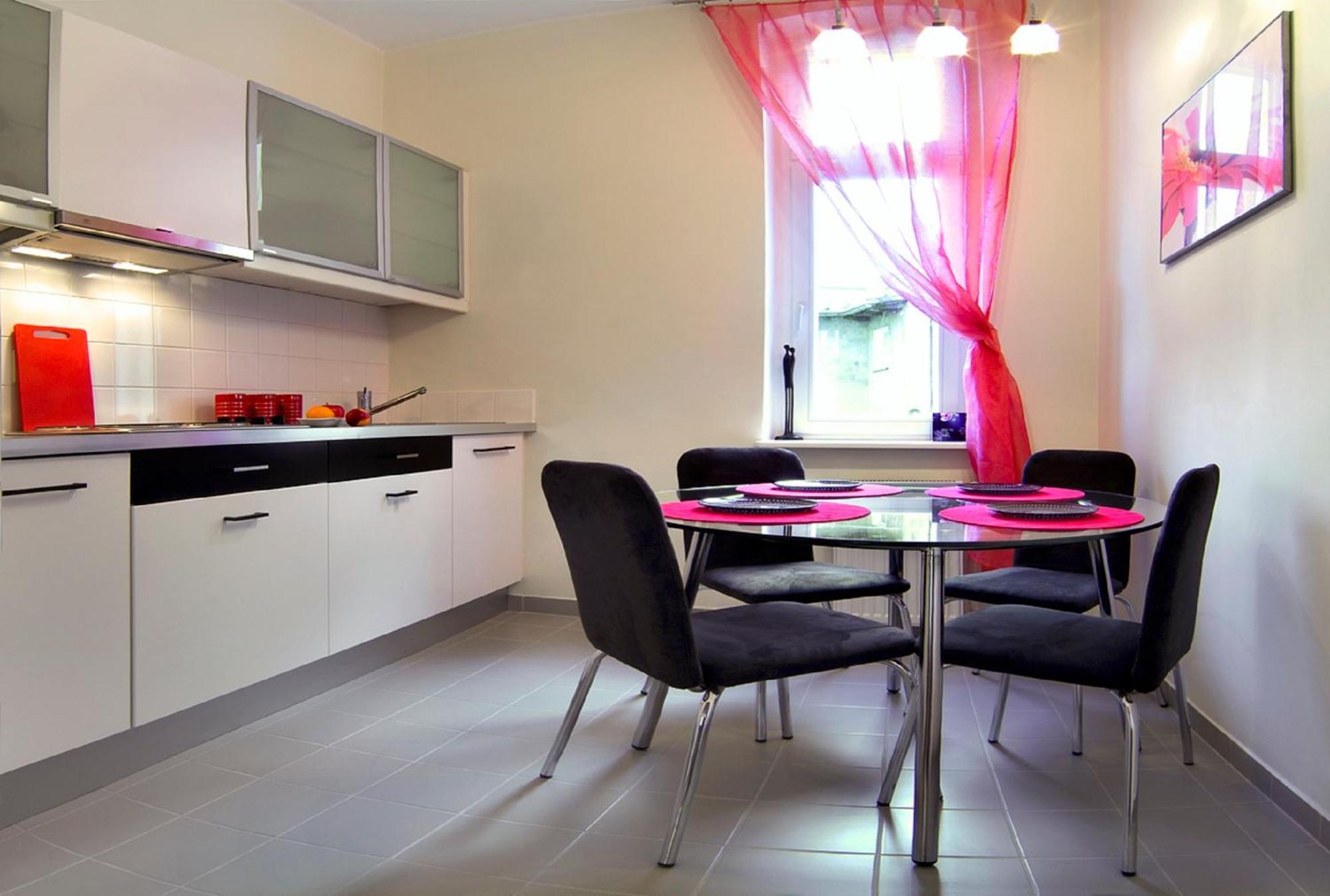 Apartamenty Pomaranczarnia بوزنان المظهر الخارجي الصورة